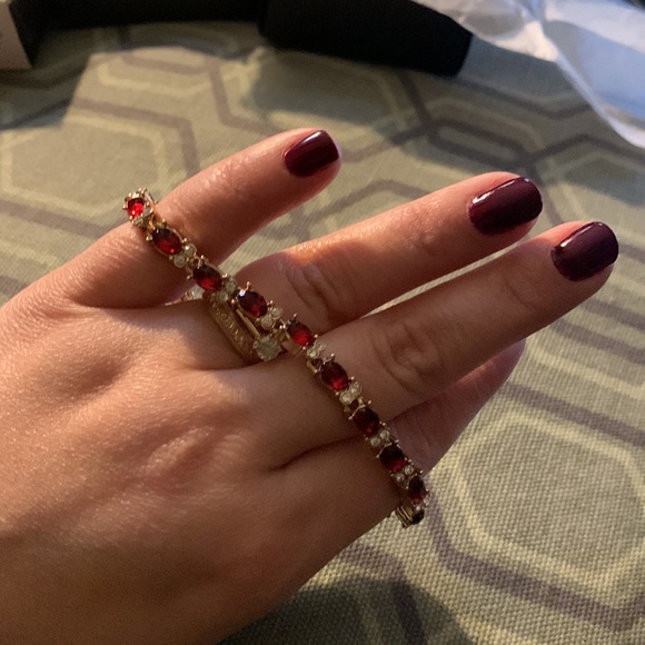 AVON - Birthstone - Color Tennis Bracelet ~ January - Picture 2 of 4